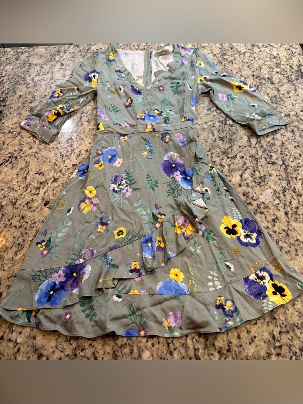 Oasis Olive Green Floral Dress with Purple & Yellow Pansy Blooms